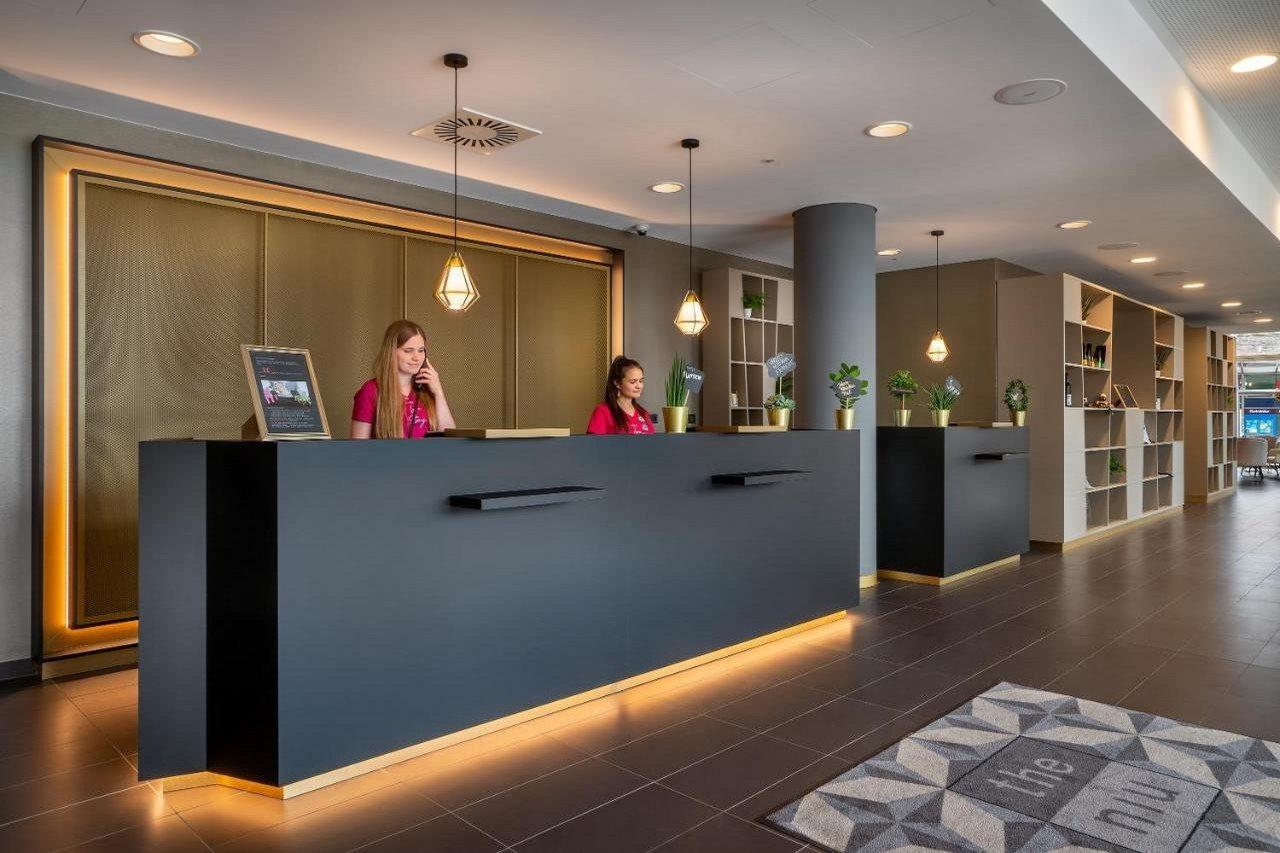 Holiday Inn - The Niu, Ridge Halle Central Station By Ihg מראה חיצוני תמונה