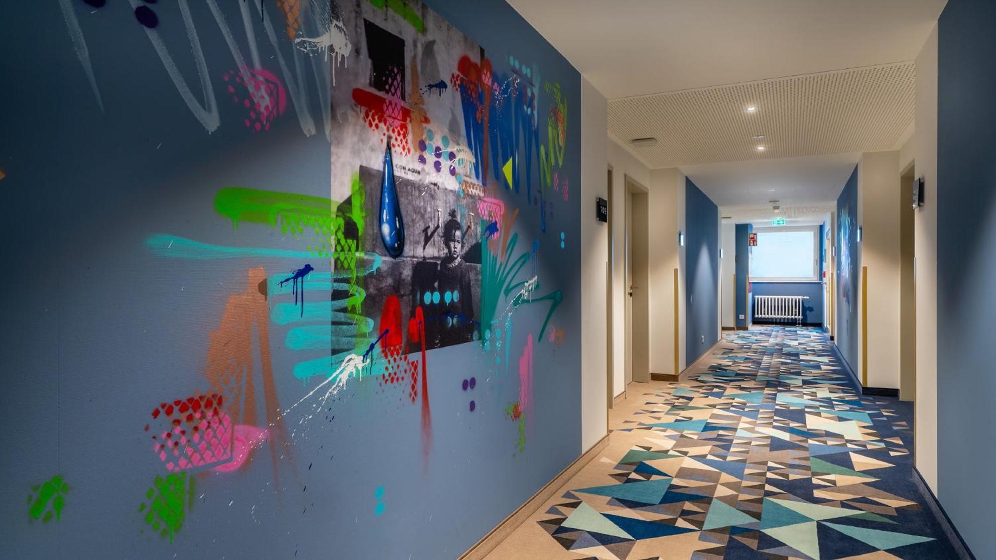Holiday Inn - The Niu, Ridge Halle Central Station By Ihg מראה חיצוני תמונה