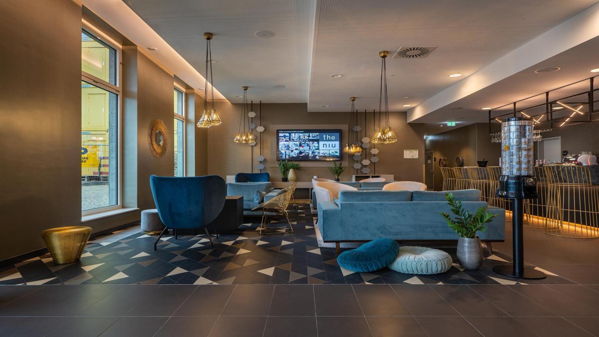 Holiday Inn - The Niu, Ridge Halle Central Station By Ihg מראה חיצוני תמונה