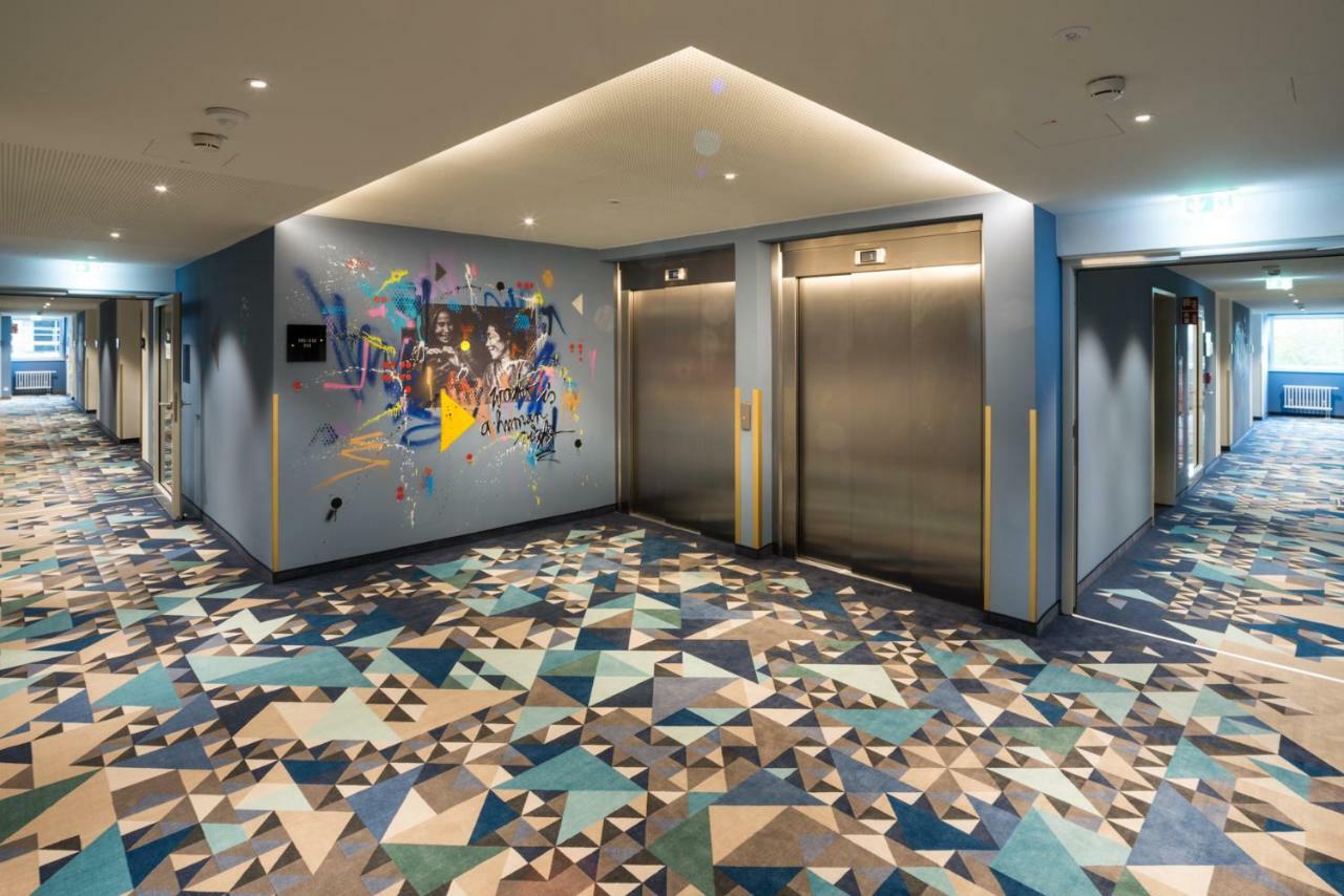 Holiday Inn - The Niu, Ridge Halle Central Station By Ihg מראה חיצוני תמונה